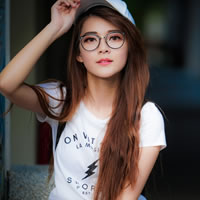 君临国际 7eada7b092eb30192e4c1d4652bbf86d